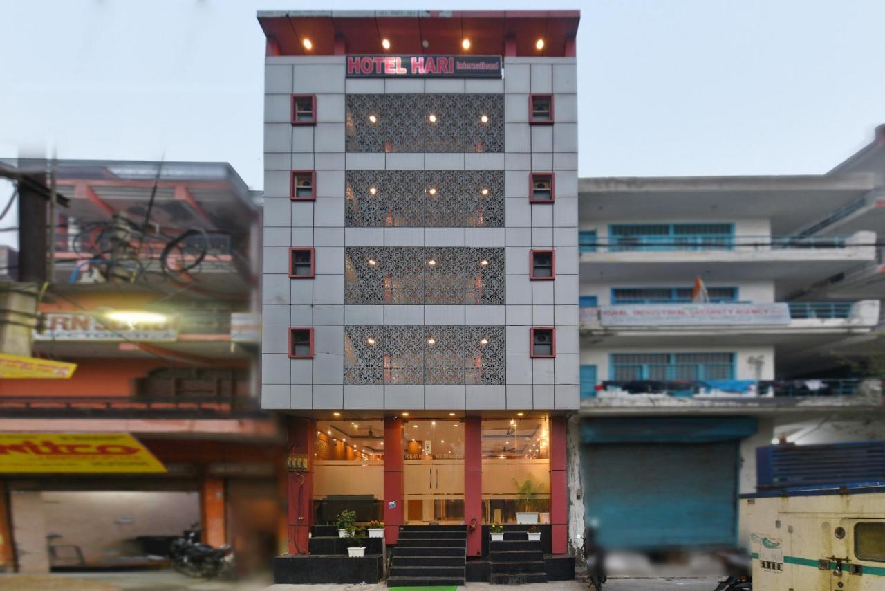 Hotel Hari International - Noida Sector 11 מראה חיצוני תמונה