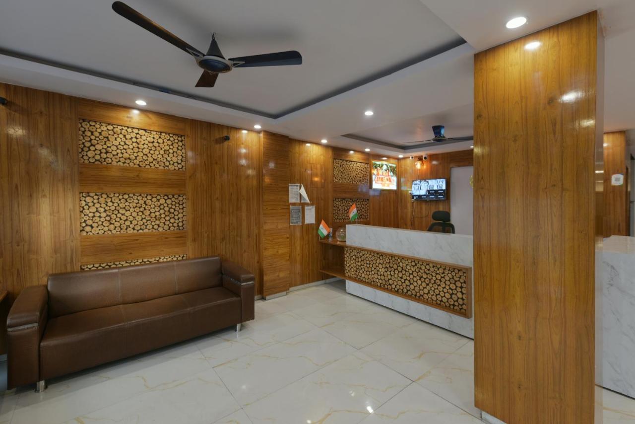 Hotel Hari International - Noida Sector 11 מראה חיצוני תמונה
