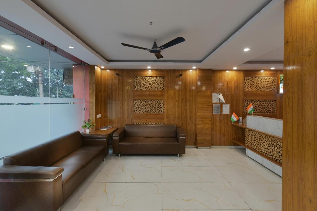 Hotel Hari International - Noida Sector 11 מראה חיצוני תמונה